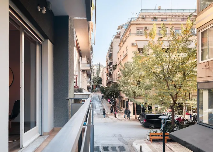 Super Central Apartment Downtown Exarcheia!